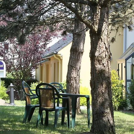 Отель Kyriad Nancy Sud -