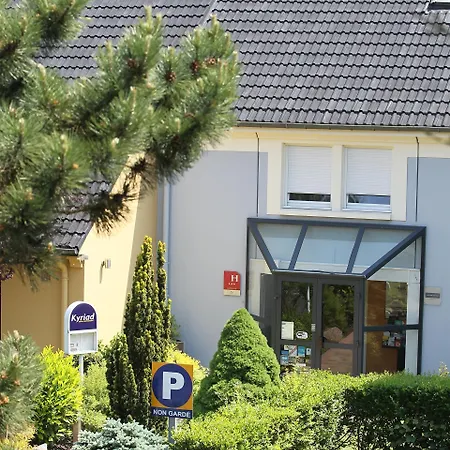 Отель Kyriad Nancy Sud - 3*