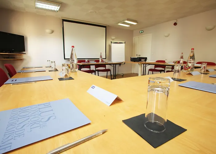 Hotell Kyriad Nancy Sud - Ludres